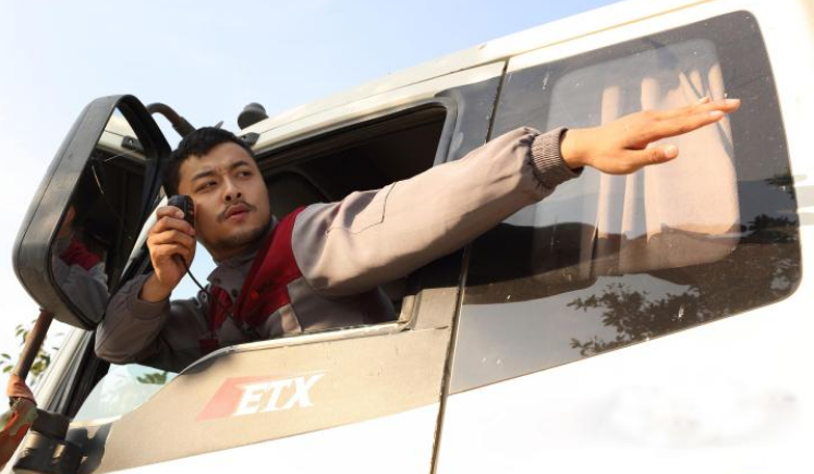 車載對講機使用地網天線可以降低駐波嗎？